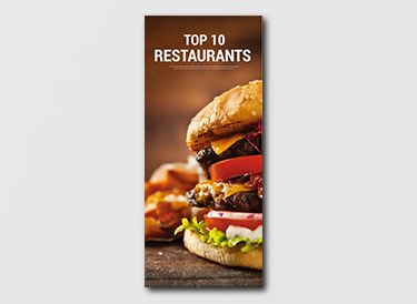 Hamburguesa en la tarjeta publicitaria de un restaurante